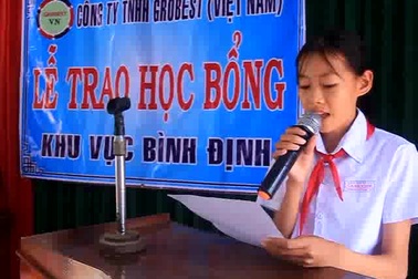 Học bổng Grobest Việt Nam tiếp tục đến với học sinh nghèo hiếu học tỉnh Bình Định