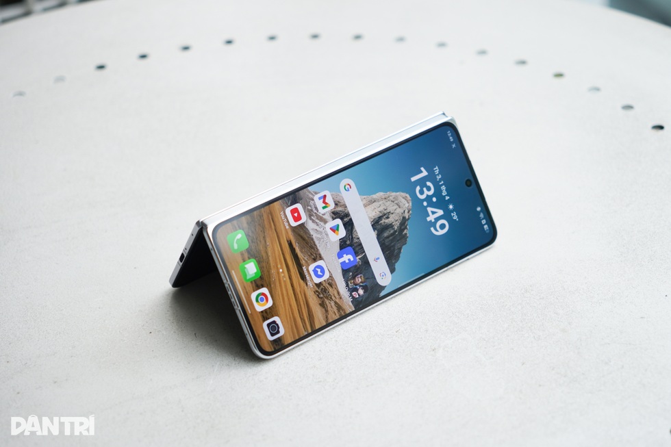 Đánh giá OPPO Find N5: Điện thoại màn hình gập mỏng nhất thế giới - 11 Đánh giá OPPO Find N5: Điện thoại màn hình gập mỏng nhất thế giới - 11