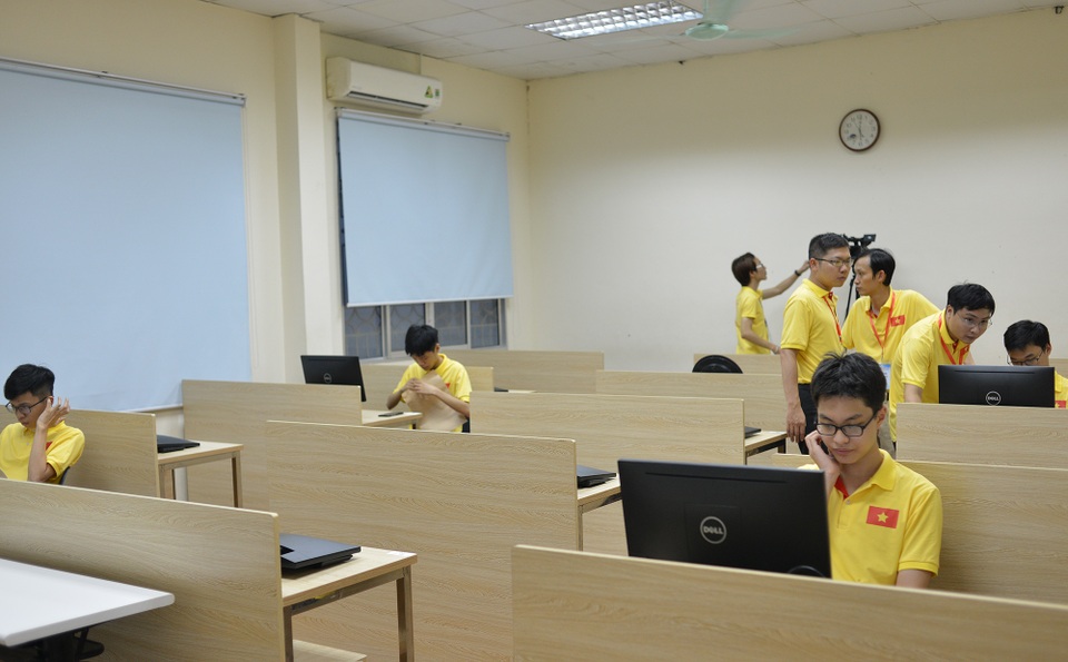 Việt Nam giành Huy chương Vàng Olympic Tin học Quốc tế 2020 - 2 Việt Nam giành Huy chương Vàng Olympic Tin học Quốc tế 2020 - 2