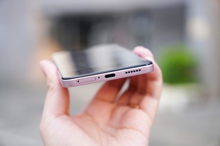 Đánh giá vivo V60 Lite 5G: Hiệu suất tốt, pin khỏe, camera còn hạn chế - 3 Đánh giá vivo V60 Lite 5G: Hiệu suất tốt, pin khỏe, camera còn hạn chế - 3