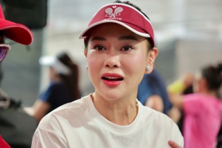 Phương Oanh - Shark Bình đấu "máu lửa", gây sốt ở giải pickleball Dân trí - 5