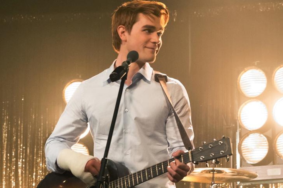 Càng phi thực tế, phim Hollywood càng “mê mẩn” khán giả - 6 Càng phi thực tế, phim Hollywood càng “mê mẩn” khán giả - 6