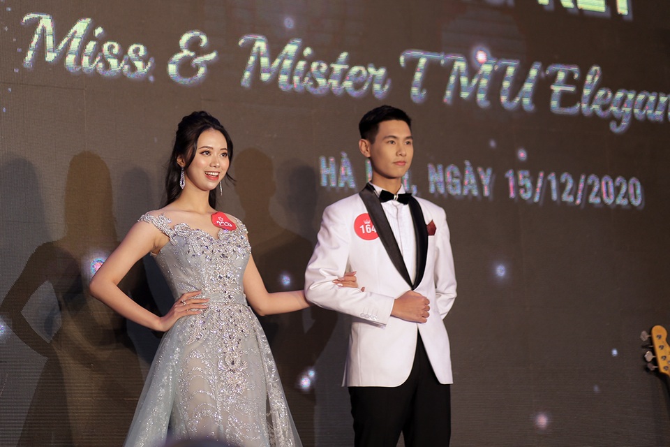 Nữ sinh cao 1m70 đăng quang hoa khôi ĐH Thương mại 2020 - 6 Nữ sinh cao 1m70 đăng quang hoa khôi ĐH Thương mại 2020 - 6
