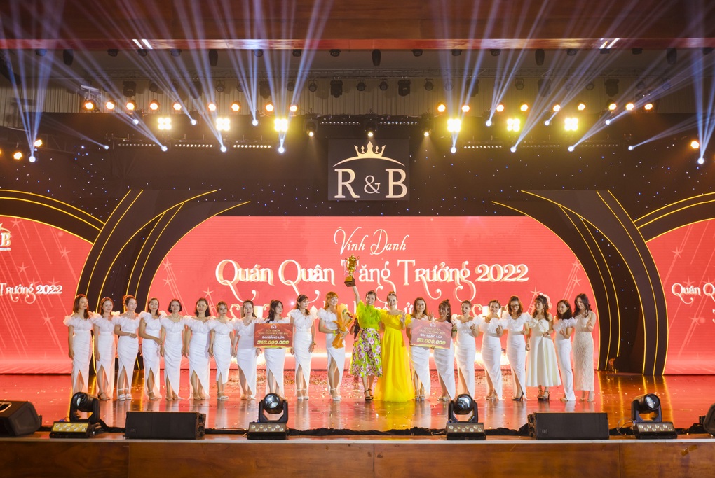 RB Việt Nam và hành trình 6 năm trong ngành làm đẹp - 2 RB Việt Nam và hành trình 6 năm trong ngành làm đẹp - 2