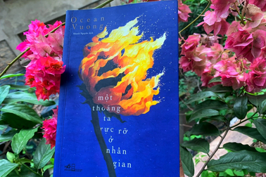 Sách của Ocean Vương, dán nhãn 18+, và "phép đọc"