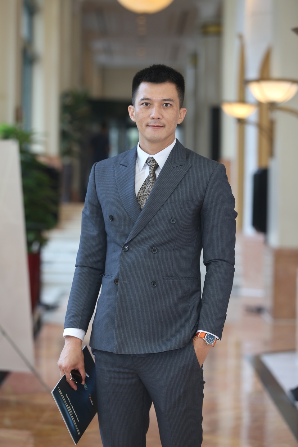 Phương Oanh làm “tình địch” của bạn gái cũ Tiến Linh trong phim mới - 1