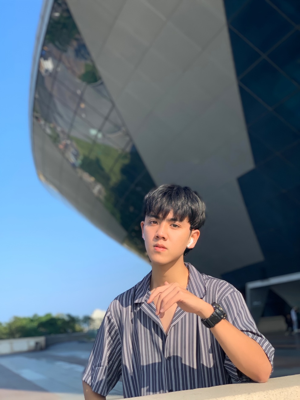 Nam sinh trường con nhà giàu chuẩn hot boy vừa đẹp trai lại đa tài - 6 Nam sinh trường con nhà giàu chuẩn hot boy vừa đẹp trai lại đa tài - 6
