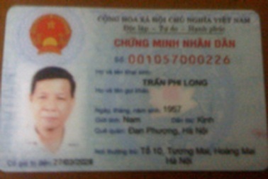 "Toát mồ hôi" vì dùng mẫu chứng minh thư mới