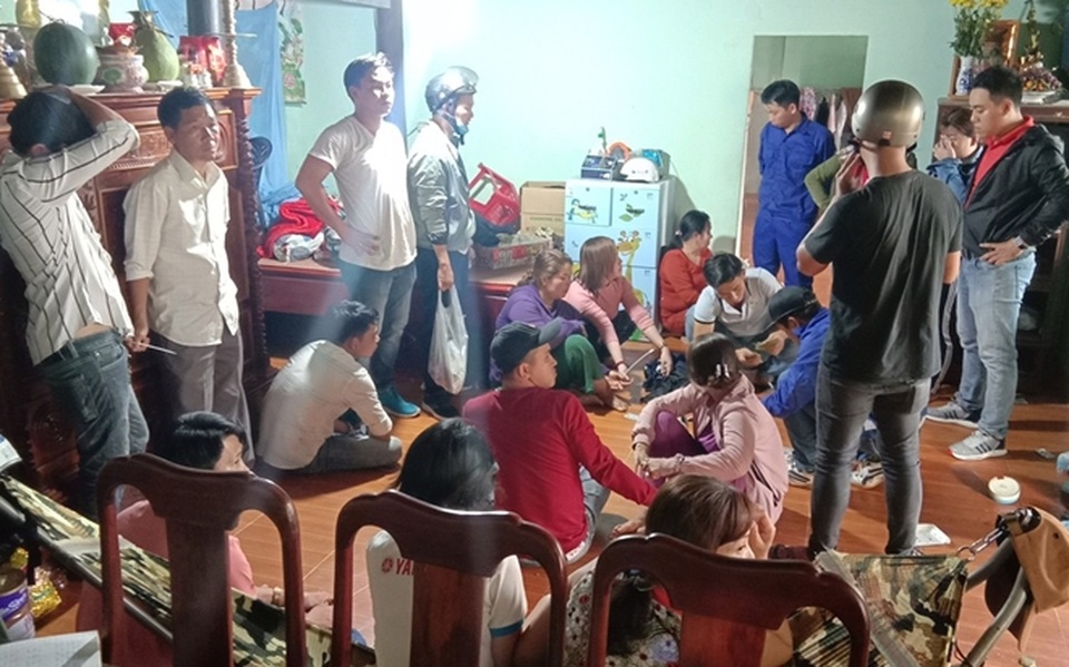 81 tuổi mở sòng bạc trăm triệu tại gia thu tiền xâu - 1 81 tuổi mở sòng bạc trăm triệu tại gia thu tiền xâu - 1