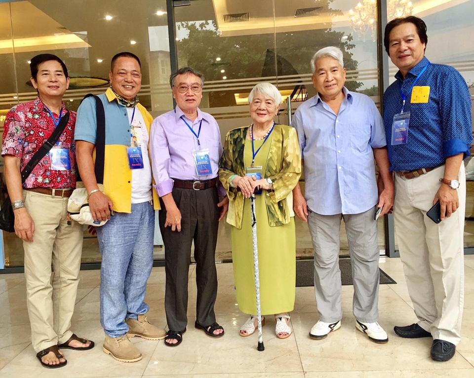 NSƯT Đỗ Thanh Hải, Quyền Linh trúng cử Ban Chấp hành Hội Điện ảnh khoá IX - 3 NSƯT Đỗ Thanh Hải, Quyền Linh trúng cử Ban Chấp hành Hội Điện ảnh khoá IX - 3