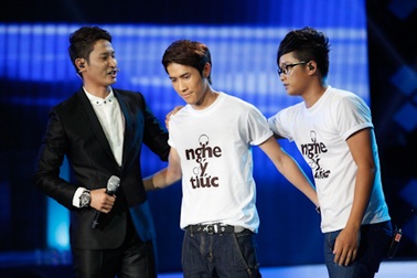 Nguyễn Thanh Hưng rời khỏi Vietnam Idol