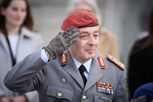 Tướng Đức lo ngại kịch bản phải đương đầu với Nga