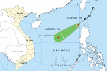 Áp thấp nhiệt đới đi vào Biển Đông, miền Trung có nơi mưa rất to