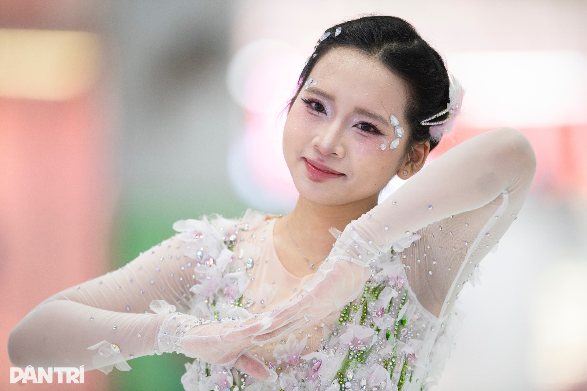 全国ユースフィギュアスケート選手権で美女たちがその美しさを披露 - 7 Những bóng hồng khoe sắc tại Giải vô địch trẻ trượt băng Quốc gia - 7