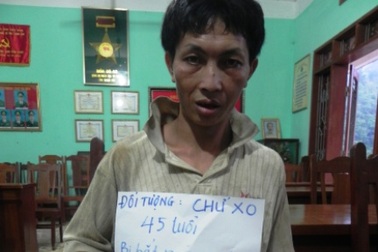 Bắt đối tượng người nước ngoài vận chuyển 1,2 kg thuốc phiện