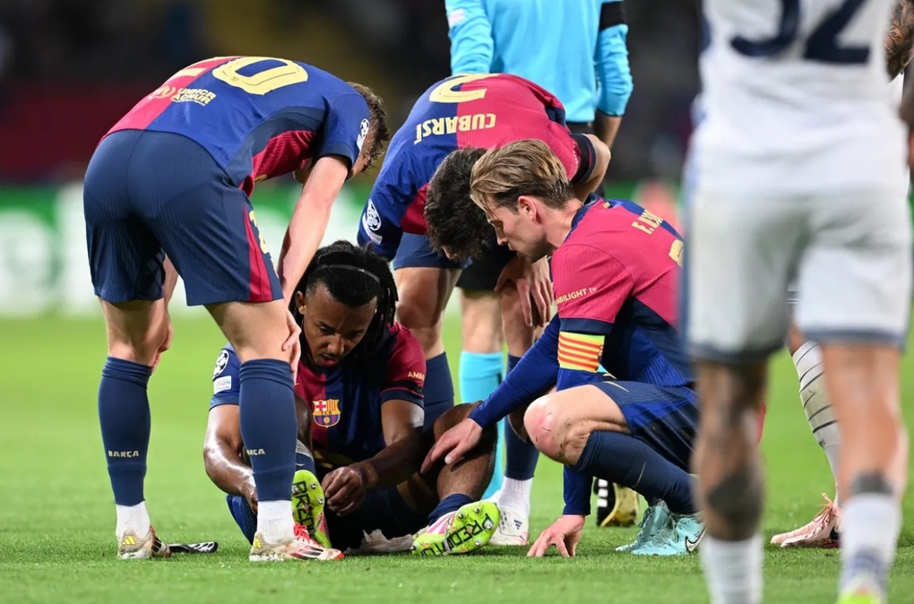 Barcelona và Inter Milan trả giá đắt sau trận đại chiến mãn nhãn - 1 Barcelona và Inter Milan trả giá đắt sau trận đại chiến mãn nhãn - 1