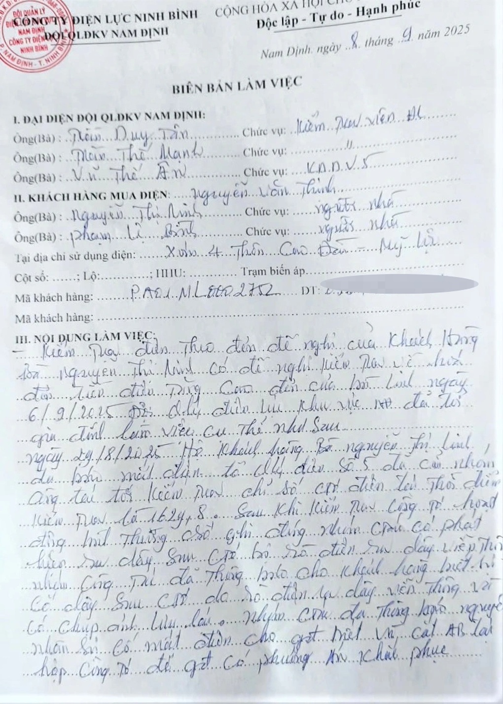 Cụ bà độc thân ngã ngửa với hóa đơn tiền điện hơn 12 triệu đồng - 2 Cụ bà độc thân ngã ngửa với hóa đơn tiền điện hơn 12 triệu đồng - 2