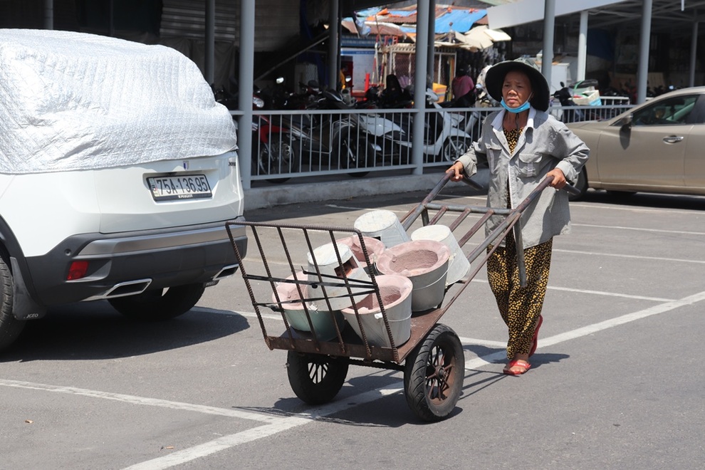 Nắng nóng lịch sử, Thừa Thiên Huế có ngày liên tiếp 7 vụ cháy rừng - 4 Nắng nóng lịch sử, Thừa Thiên Huế có ngày liên tiếp 7 vụ cháy rừng - 4