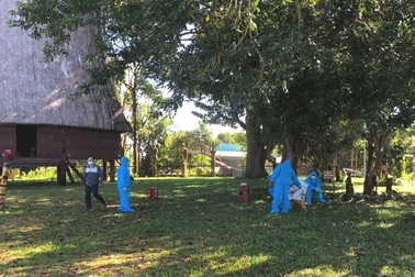 F0 trốn khỏi khu cách ly, đi bộ về nhà thăm vợ con