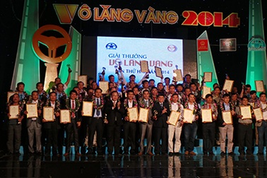 50 lái xe nhận danh hiệu “Vô lăng vàng” năm 2014