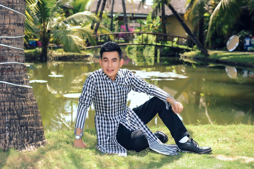 Đoan Trường từng kiếm hơn 500 triệu đồng/tháng, buồn vì bị hỏi anh là ai? - 1 Đoan Trường từng kiếm hơn 500 triệu đồng/tháng, buồn vì bị hỏi anh là ai? - 1