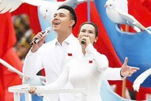 Nữ ca sĩ hát hit 2 tỷ lượt xem ở đại lễ hé lộ tin nhắn từ Nguyễn Văn Chung