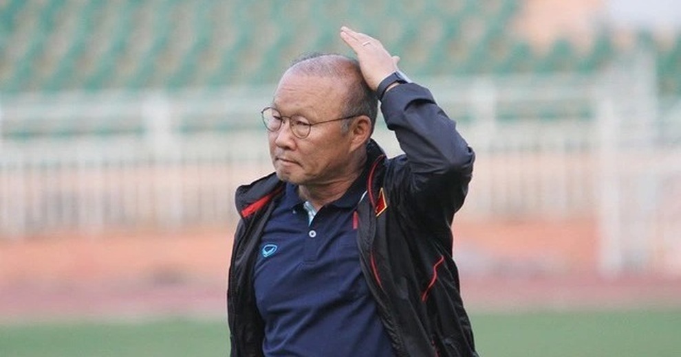 HLV Park Hang Seo về Hàn Quốc chịu tang bố vợ - 1