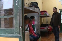 Hiệu trưởng bị tố “lạm dụng tình dục” hàng chục học sinh đối diện mức án như thế nào?