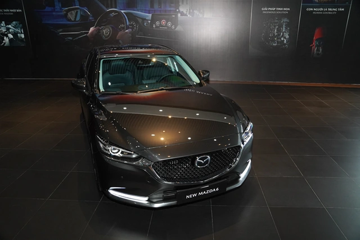 Đắt hơn 300 triệu đồng, Toyota Camry 2022 có gì để thách thức đối thủ? - 5 Đắt hơn 300 triệu đồng, Toyota Camry 2022 có gì để thách thức đối thủ? - 5