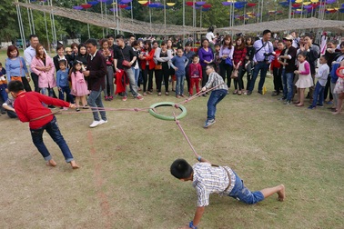 Trẻ em có đang thực sự biết tới trò chơi dân gian?