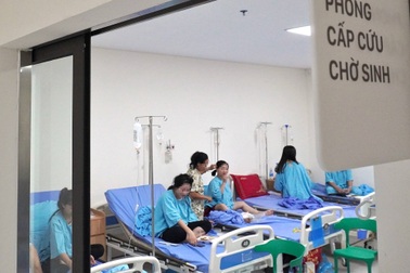 Vụ công nhân nghi ngộ độc sau bữa ăn: Thêm 19 người nhập viện