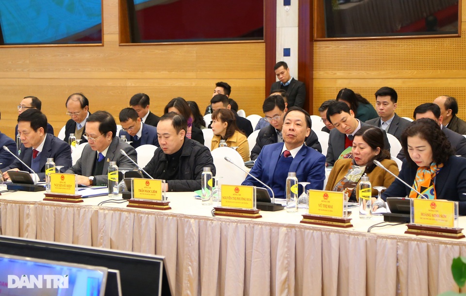 Bộ trưởng Đào Ngọc Dung: Hơn 8 triệu việc làm mới trong 5 năm qua... - 4 Bộ trưởng Đào Ngọc Dung: Hơn 8 triệu việc làm mới trong 5 năm qua... - 4