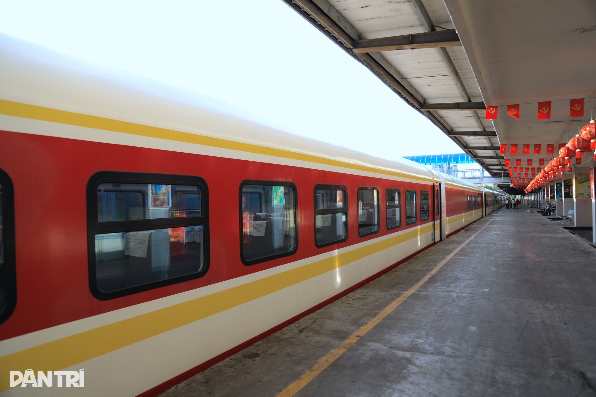 Khách Tây đi tàu hạng sang Hà Nội - Đồng Hới bất ngờ vì đẹp như khách sạn - 5 Khách Tây đi tàu hạng sang Hà Nội - Đồng Hới bất ngờ vì đẹp như khách sạn - 5