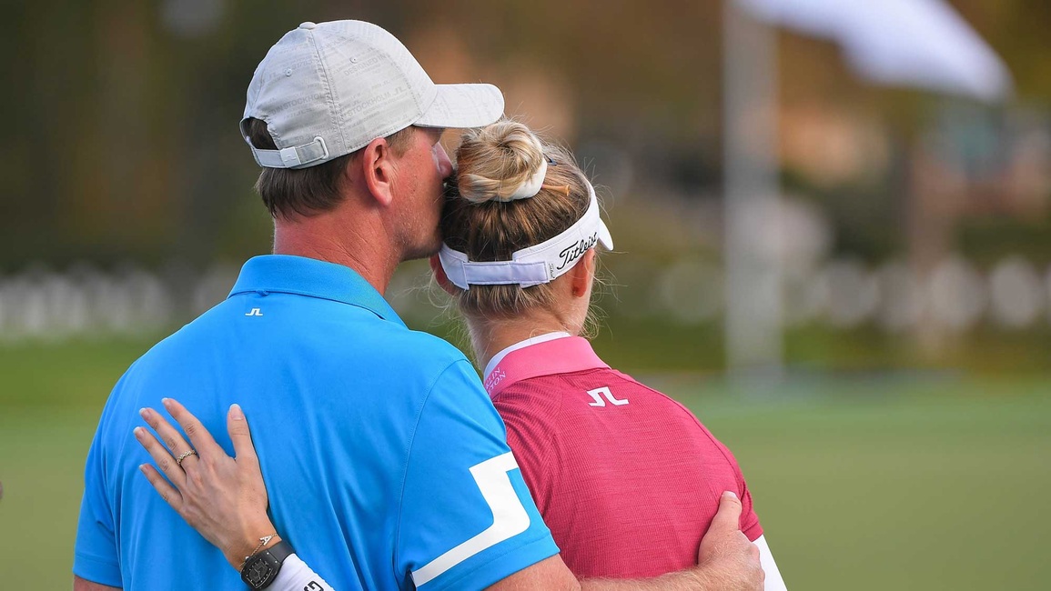 Cha con Nelly Korda hào hứng vì được đối đầu với Tiger Woods - 2 Cha con Nelly Korda hào hứng vì được đối đầu với Tiger Woods - 2