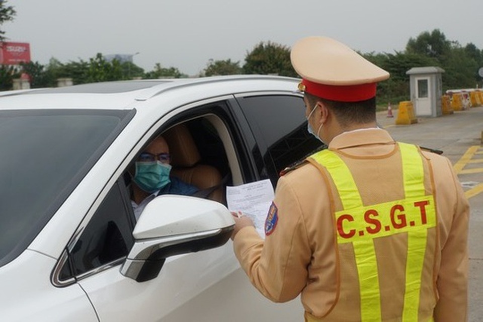 Hải Phòng giãn cách vận tải, người vào Hải Dương phải khai báo y tế - 1 Hải Phòng giãn cách vận tải, người vào Hải Dương phải khai báo y tế - 1