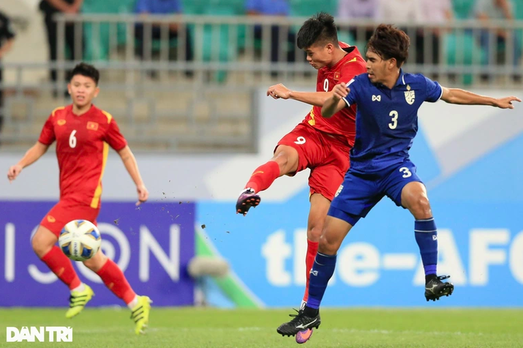 HLV Phan Thanh Hùng: U22 Việt Nam muốn vô địch phải thắng Thái Lan - 2 HLV Phan Thanh Hùng: U22 Việt Nam muốn vô địch phải thắng Thái Lan - 2