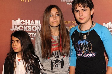 Các con của Michael Jackson có thêm người giám hộ