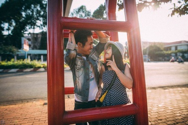 Chuyện tình yêu của cặp đôi mê xăm, chưa một lần... hôn môi