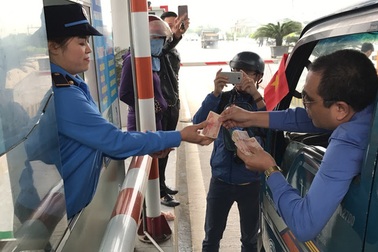 Thống nhất giảm 50% mức phí qua trạm BOT Bến Thủy