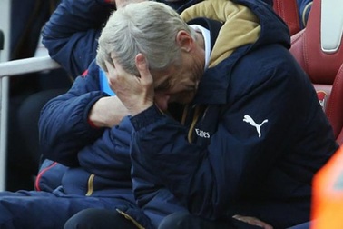 Arsenal sụp đổ: Khi sự kiên nhẫn vượt quá giới hạn…