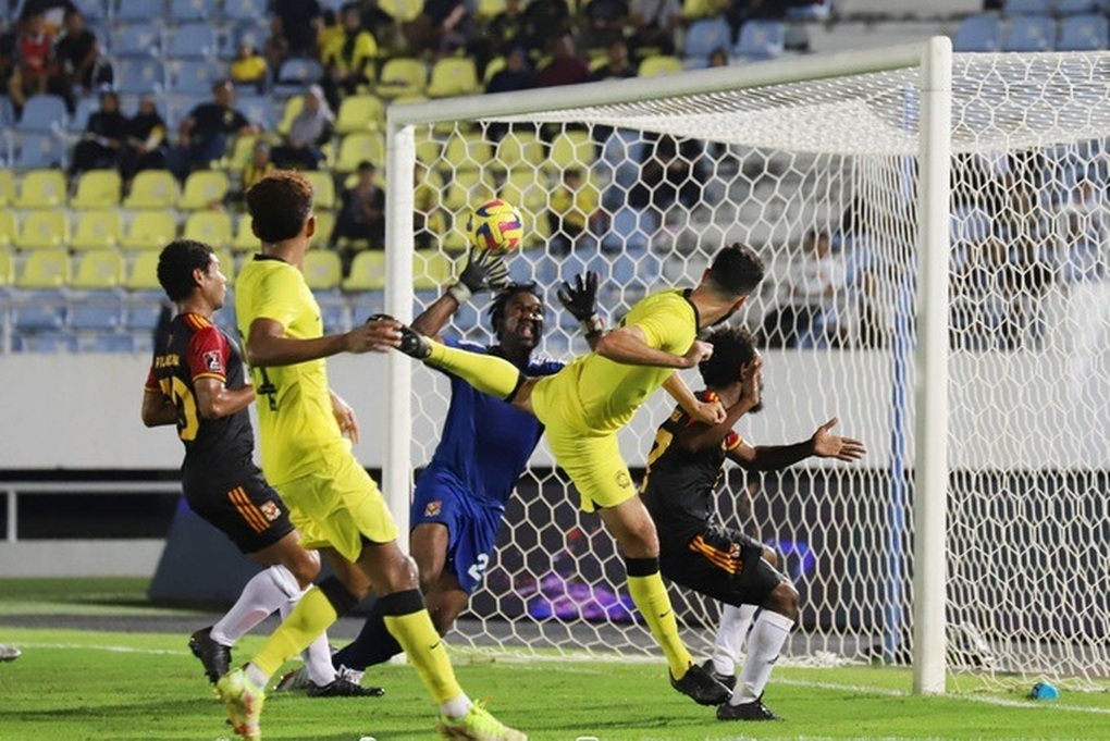 Đội tuyển Malaysia bị chế nhạo sau trận giao hữu thắng 10-0 - 1 Đội tuyển Malaysia bị chế nhạo sau trận giao hữu thắng 10-0 - 1
