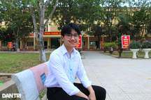 Nam sinh mồ côi, học trường huyện đạt học sinh giỏi quốc gia