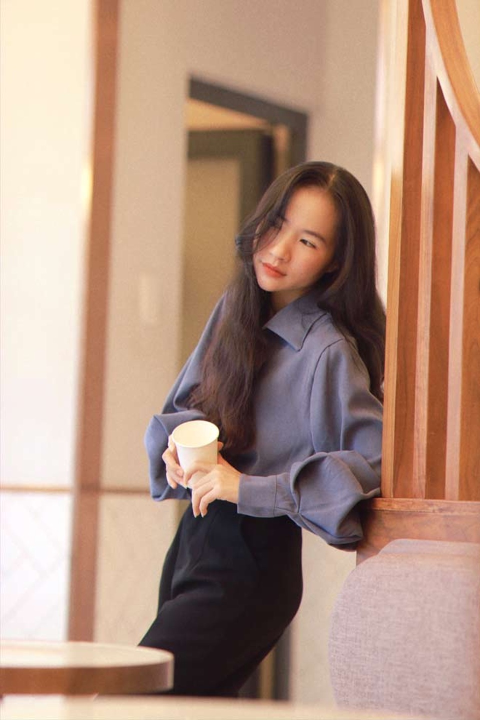 Cô giáo dạy Hóa đẹp như nàng thơ khiến dân mạng ngẩn ngơ - 4 Cô giáo dạy Hóa đẹp như nàng thơ khiến dân mạng ngẩn ngơ - 4