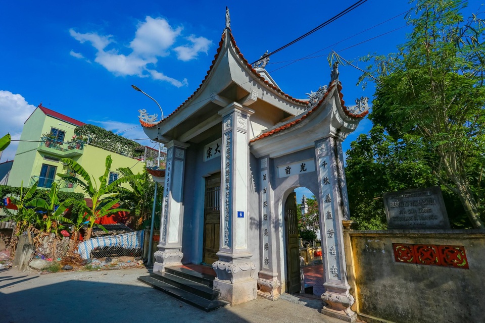 Nhà cổ gỗ lim chứa toàn “báu vật” độc nhất của dòng họ nức tiếng Hà Thành - 1 Nhà cổ gỗ lim chứa toàn “báu vật” độc nhất của dòng họ nức tiếng Hà Thành - 1