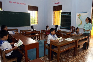 Hoàn thành ngôi trường thứ hai cho Trường Sa thân yêu