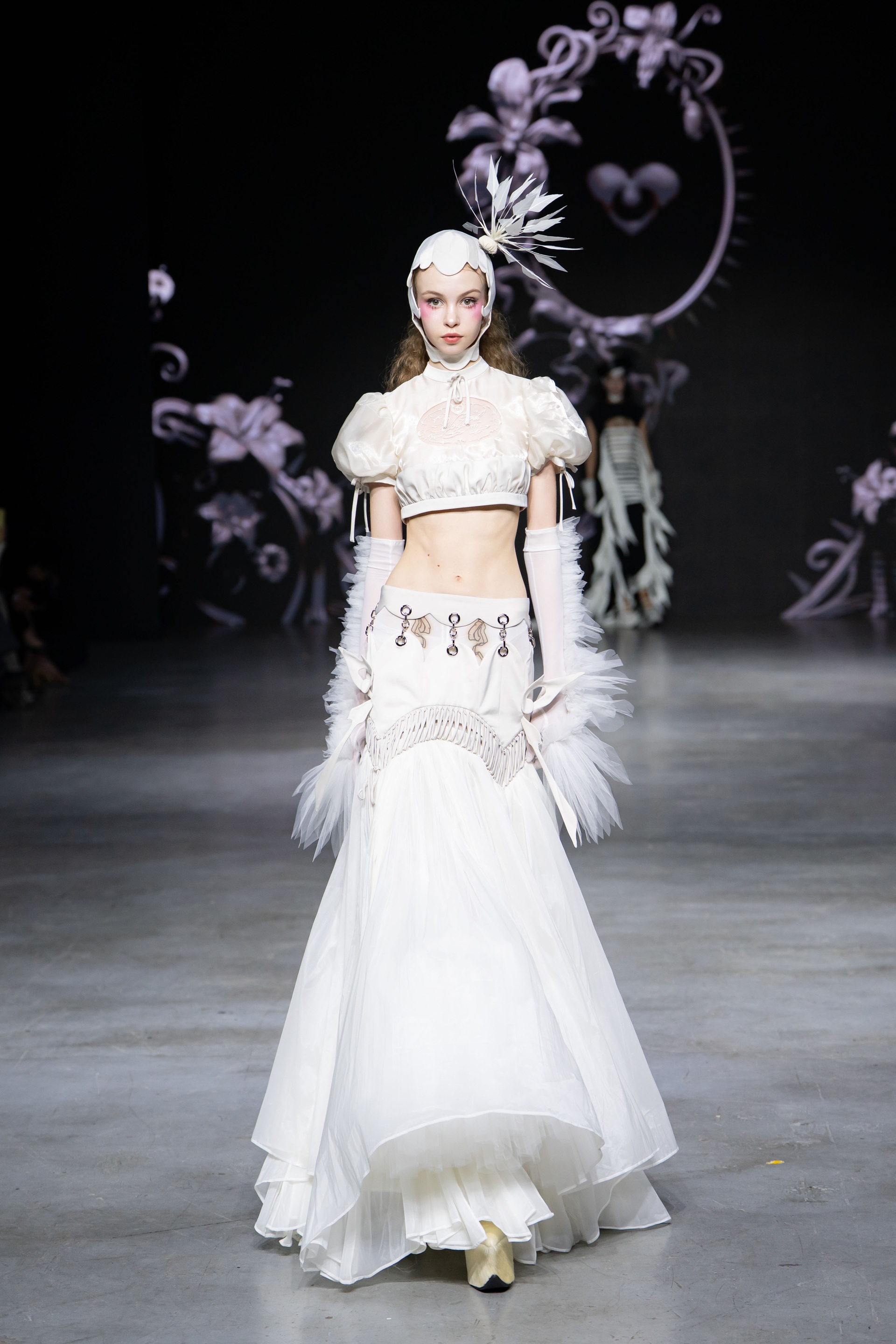 Minh Tú diện đồ ấn tượng, Tóc Tiên gợi cảm đọ dáng cùng dàn “Chị đẹp” - 4 Minh Tú diện đồ ấn tượng, Tóc Tiên gợi cảm đọ dáng cùng dàn “Chị đẹp” - 4