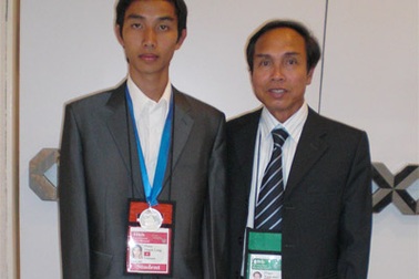 Tiết lộ về chàng trai sở hữu HCB Vật lý quốc tế 2009