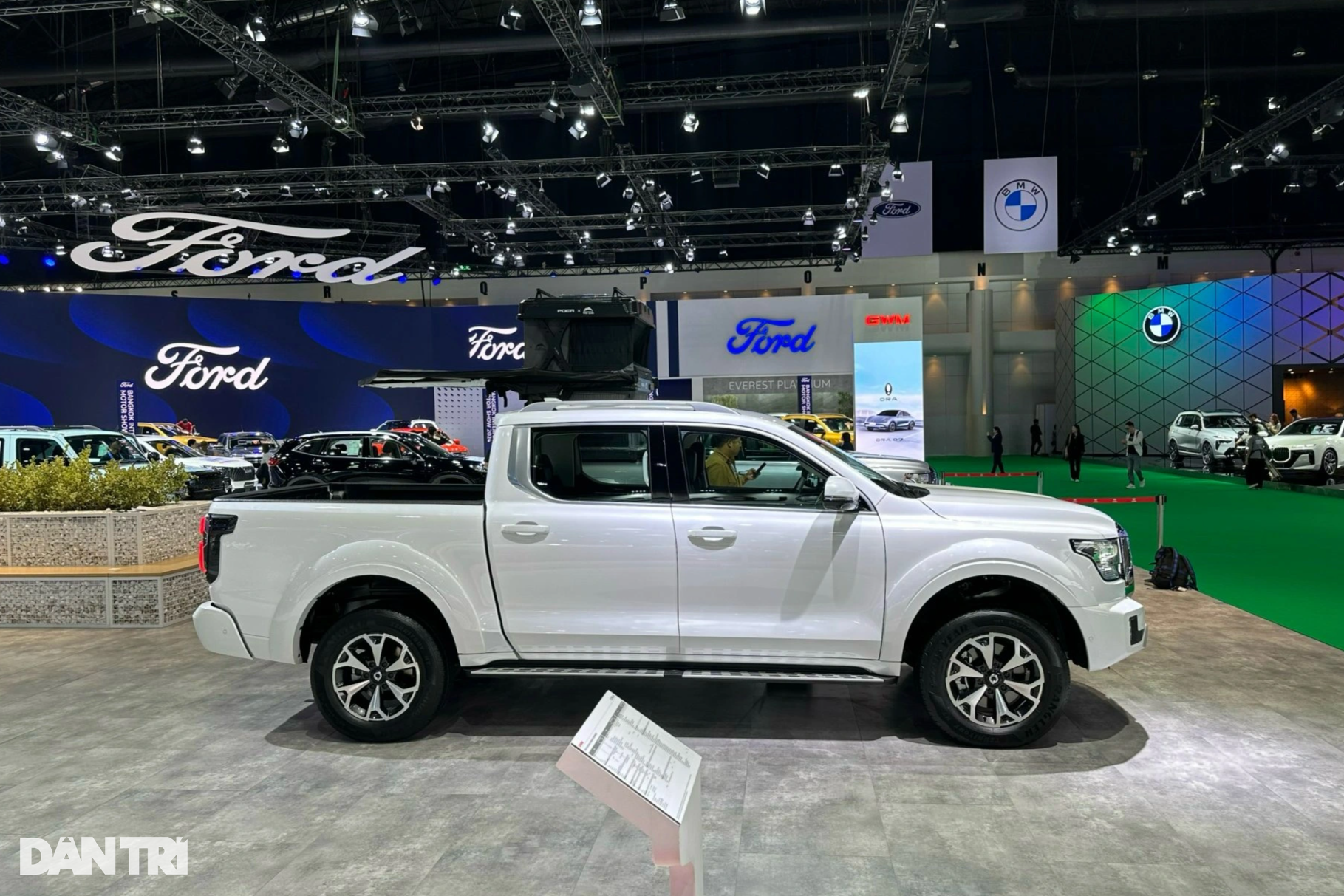 Xe bán tải Trung Quốc gây chú ý với động cơ hybrid, cạnh tranh Ford Ranger