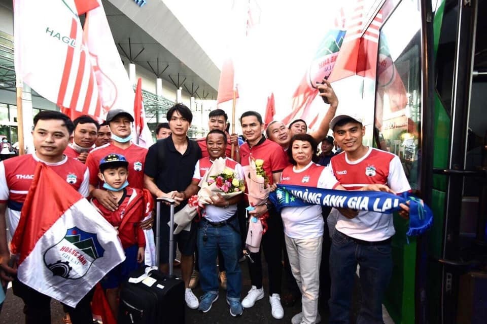 Kiatisuk được chào đón nồng nhiệt trong ngày trở lại Gia Lai - 4