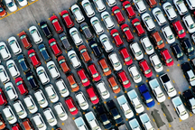 Thị trường ảm đạm, các hãng không "vung tay" nhập khẩu nhiều ô tô